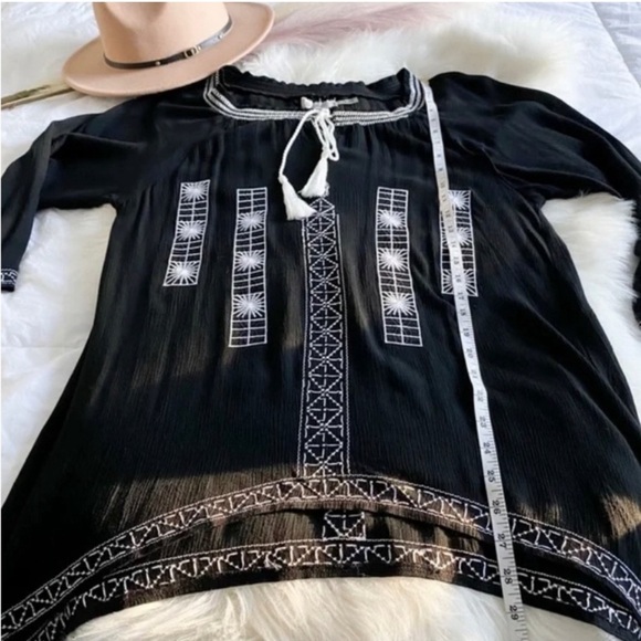 Paparazzi Black Embroidered Tassel Boho Top
Blouse Size Medium - Picture 9 of 15